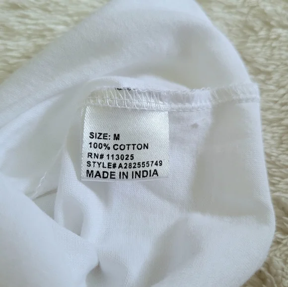 Vibe N' "Laguna Beach" Graphic Tee👕 - NWOT - Picture 7 of 14